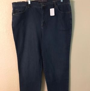 Plus size Gloria Vanderbilt jean